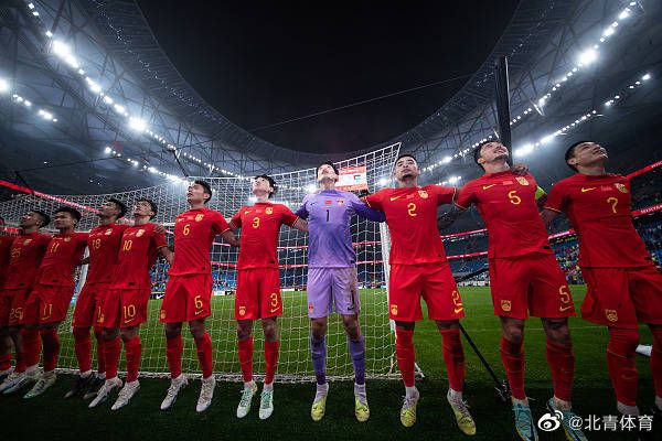 但是，当她发现围绕奇迹谷的魔法处于危险之中时，米拉贝下定决心，她这唯一无魔法天赋的马利加人，将成为这个特殊家庭的希望。